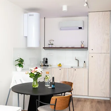 Stylish Apartment, Free Parking And Wifi Apartmán Bratislava