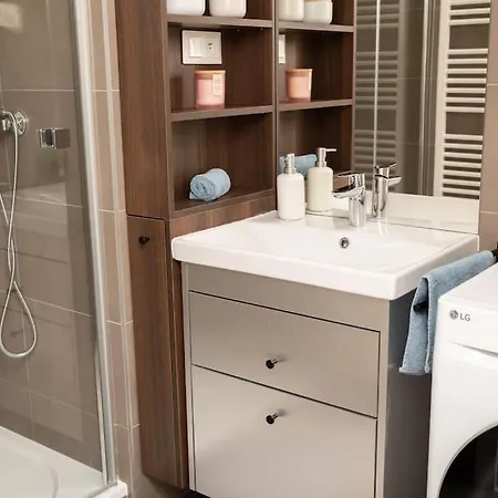 Stylish Apartment, Free Parking And Wifi Bratislava
